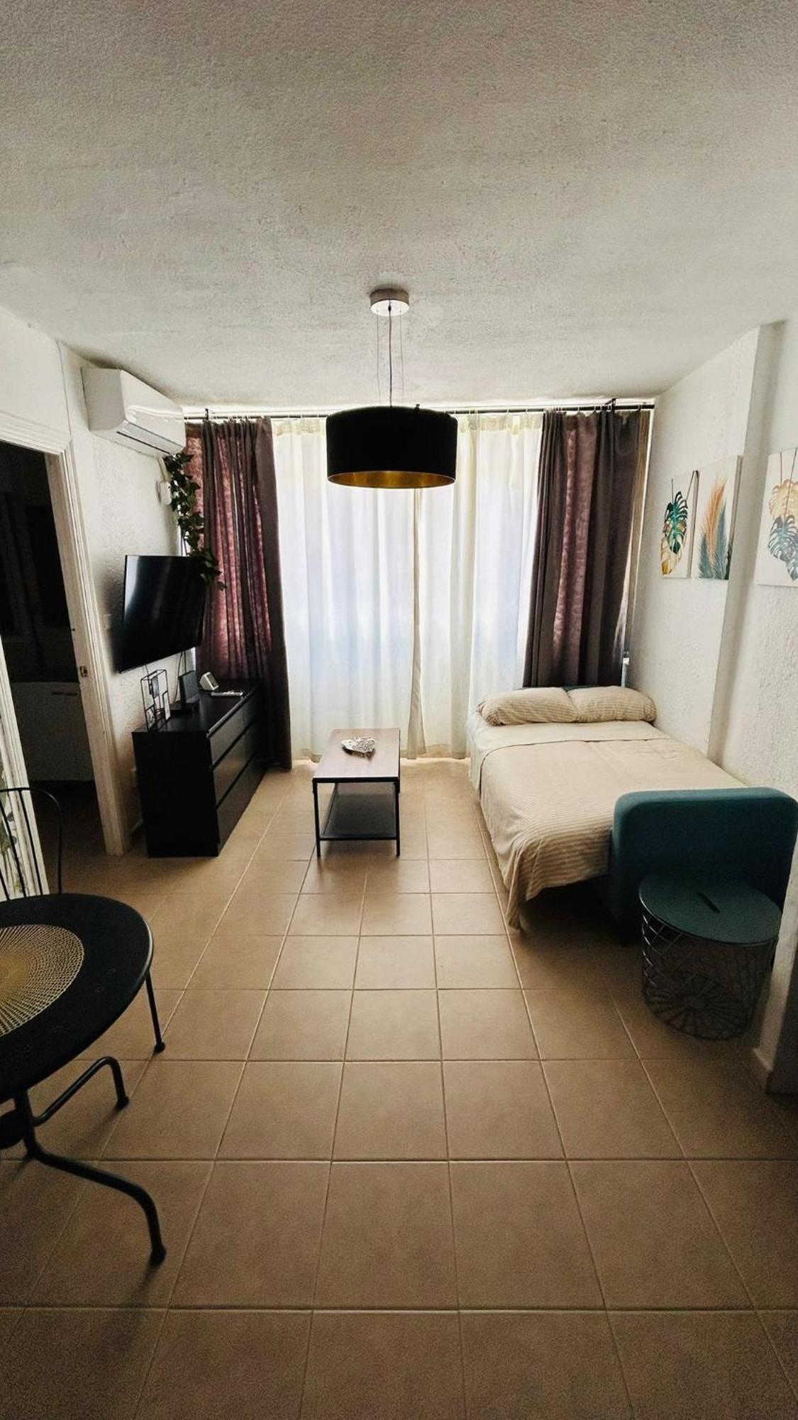 Estudio Amplio En El Corazon De Torremolinos Esterno foto